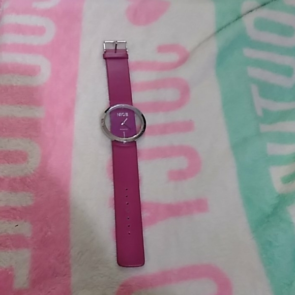 Nice watch - Picture 2 of 3